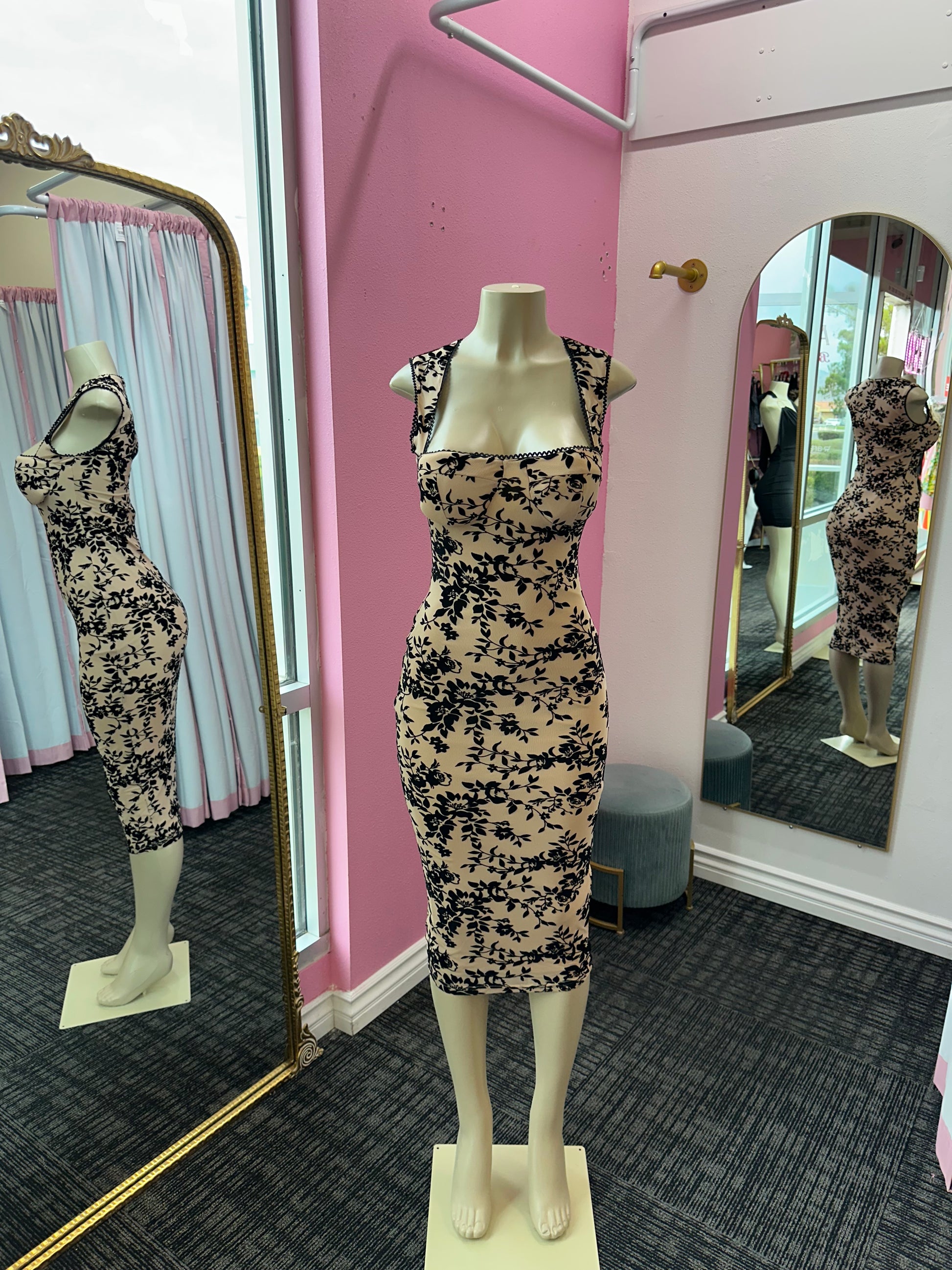 Lolis (Dress)