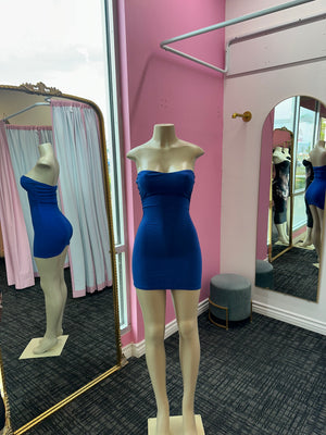 Lo (Dress)